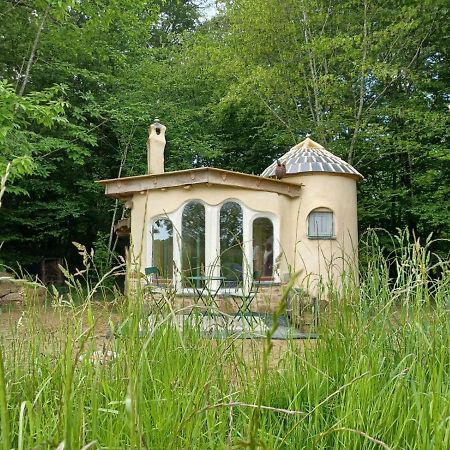 Sarl Verrerie Royale Val-Couesnon Екстериор снимка