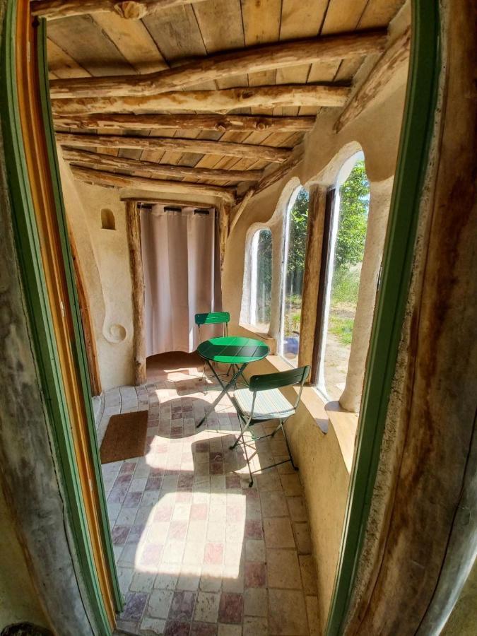 Sarl Verrerie Royale Val-Couesnon Екстериор снимка
